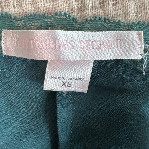 VTG Victoria’s Secret Green Silky Robe Sz. OS Set w/ Sexy Lingerie Dress Sz. XS - Picture 11 of 14